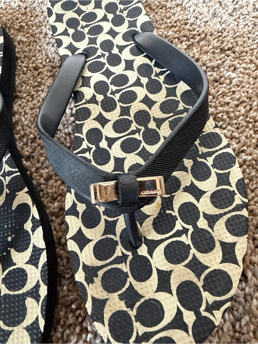 COACH Womens Signature Monogram Flip Flops Black White Gold Hardware